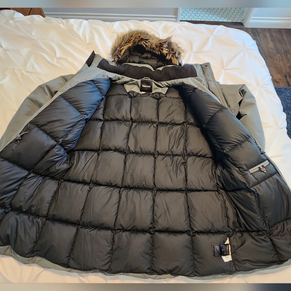 Marmot Parka Jacket - Picture 8 of 10